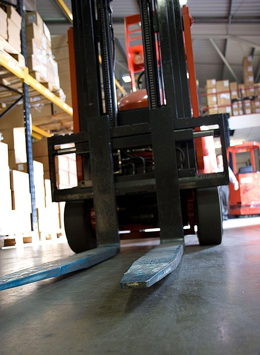 forklift, fork, forks, warehouse, retail, hall, boxes, box, forklift, forklift, forklift, forklift, forklift, warehouse, warehouse, warehouse